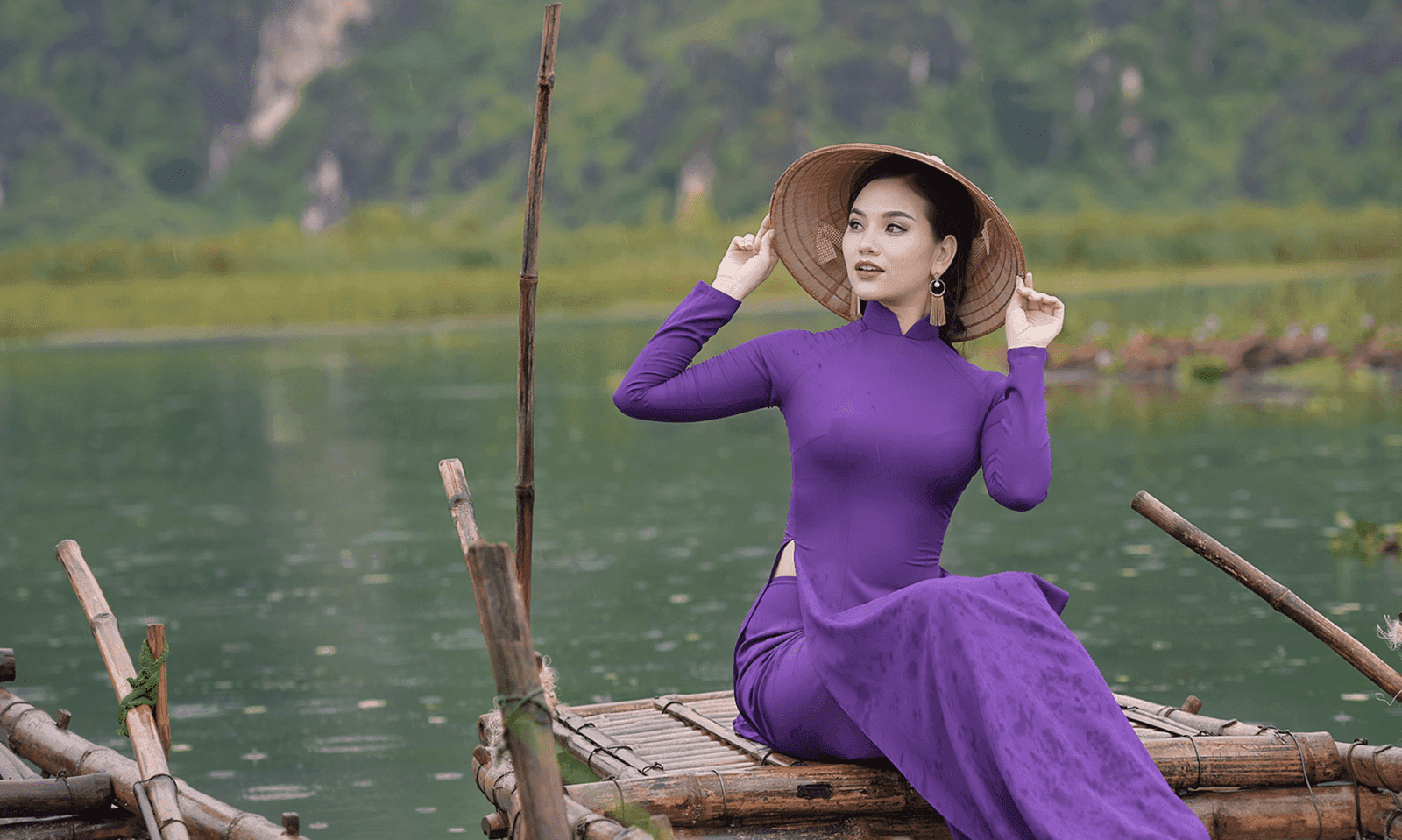 Vietnamese Woman&#8217;s Charms