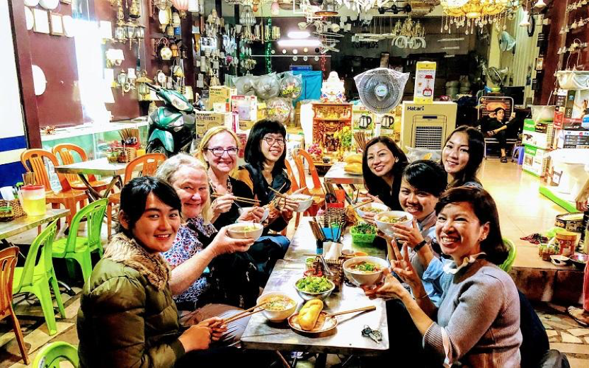 Vietnam street food tour 