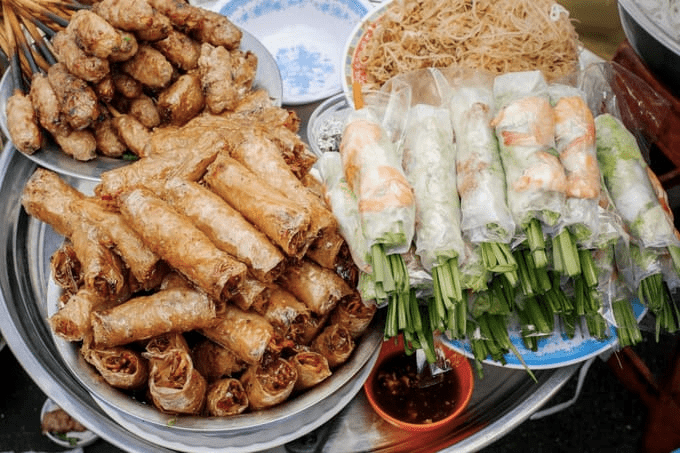 Read more about the article <strong>14 Of The Vietnam’s Must-Try Snacks</strong>