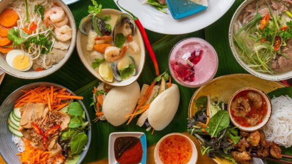17 Must-Try Vietnamese Dishes For All Foods Lovers (Update 2023)