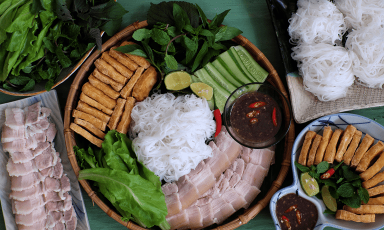 Read more about the article Must-Try Dish in Vietnam: Bun Dau