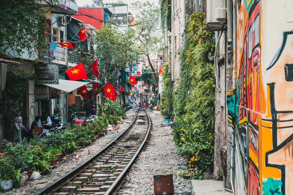 Explore the Hanoi's beauty