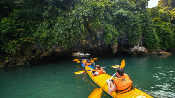 Top 15 Funny And Healthy Outdoor Activities To Enrich Your Travel In Vietnam