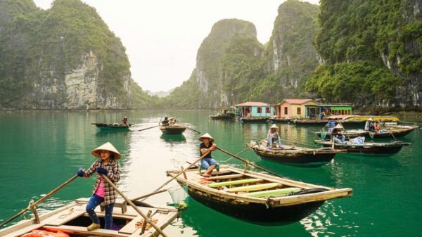 Top 10 Experiences on a 14-Day Vietnam Adventure